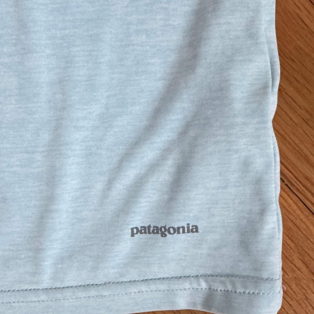 Patagonia Capilene® Silkweight Hoody - Picture 2 of 4